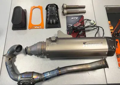 SCARICO COMPLETO Akrapovic - Annuncio 9963836