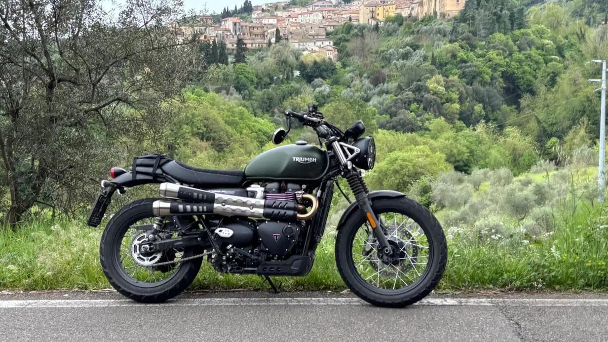Triumph Scrambler 900 (2023 - 25)  (2)