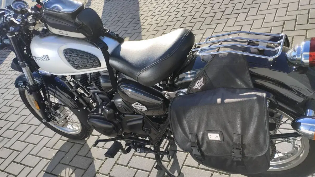 Benelli Imperiale 400 (2021 - 25)  (2)