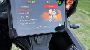 KTM 1290 Super Adventure S (2021)  (7)