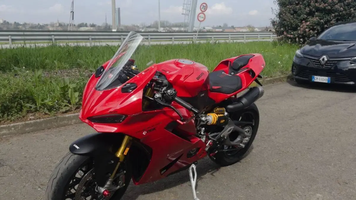 Ducati Panigale V2 S (2025 - 26)  (6)