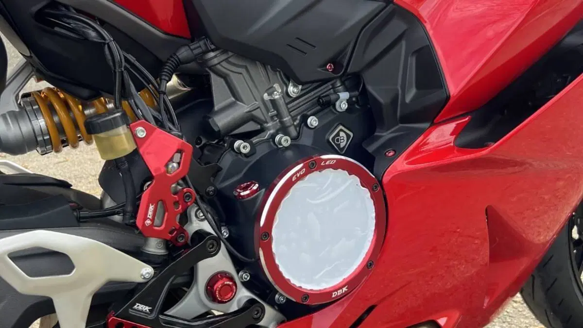 Ducati Panigale V2 S (2025 - 26)  (7)