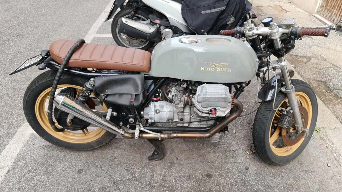 Moto Guzzi   (2)