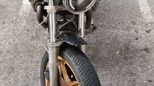 Moto Guzzi   (4)