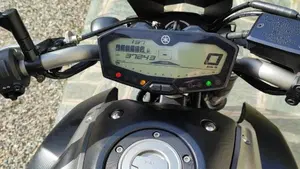 Yamaha MT-07 ABS (2014 - 16)  (2)