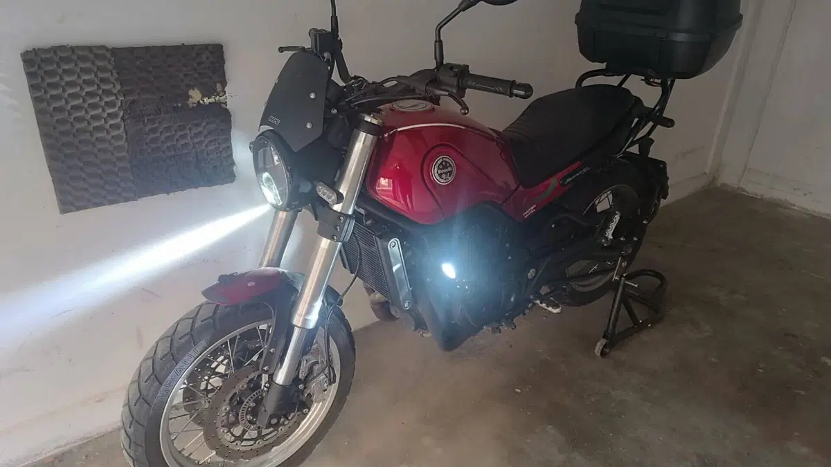 Benelli Leoncino 500 Trail (2021 - 26) 