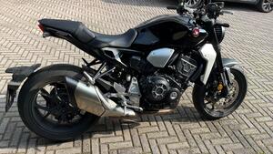 Honda CB 1000 R + Neo Sport Cafè (2019 - 20) 