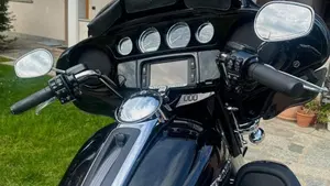 Harley-Davidson 107 Electra Glide Ultra Limited (2017 - 18) - FLHTK  (5)