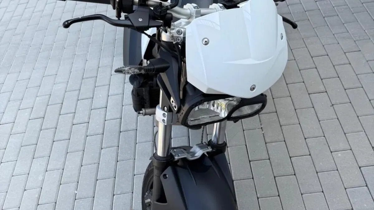 Bmw F 800 R (2009 - 11)  (5)