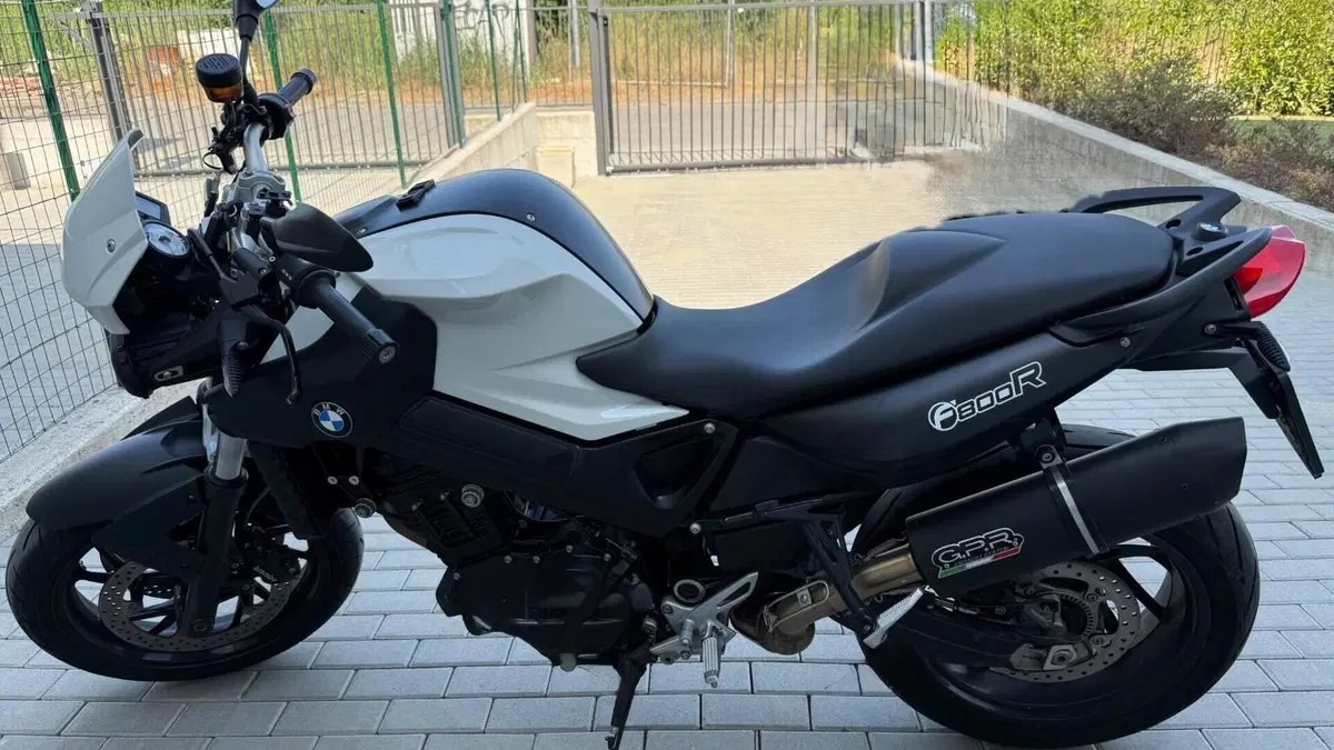 Bmw F 800 R (2009 - 11)  (6)