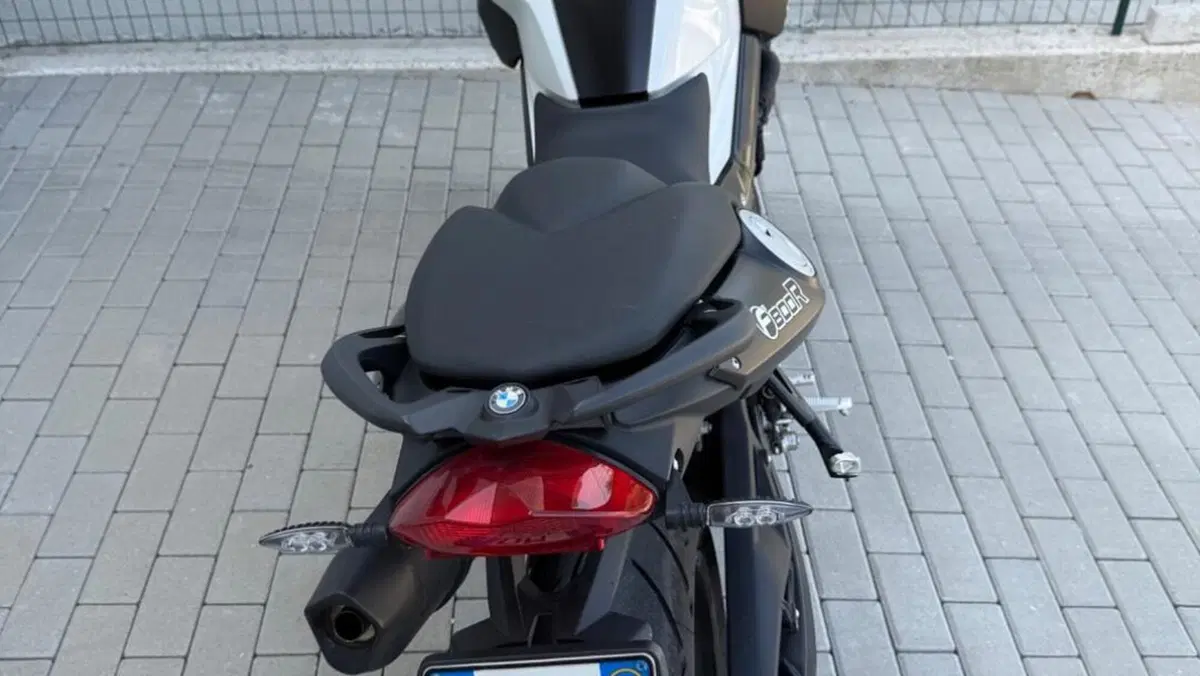 Bmw F 800 R (2009 - 11)  (7)