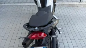 Bmw F 800 R (2009 - 11)  (7)