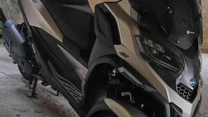 Piaggio MP3 530 Hpe Exclusive (2025 - 26) 