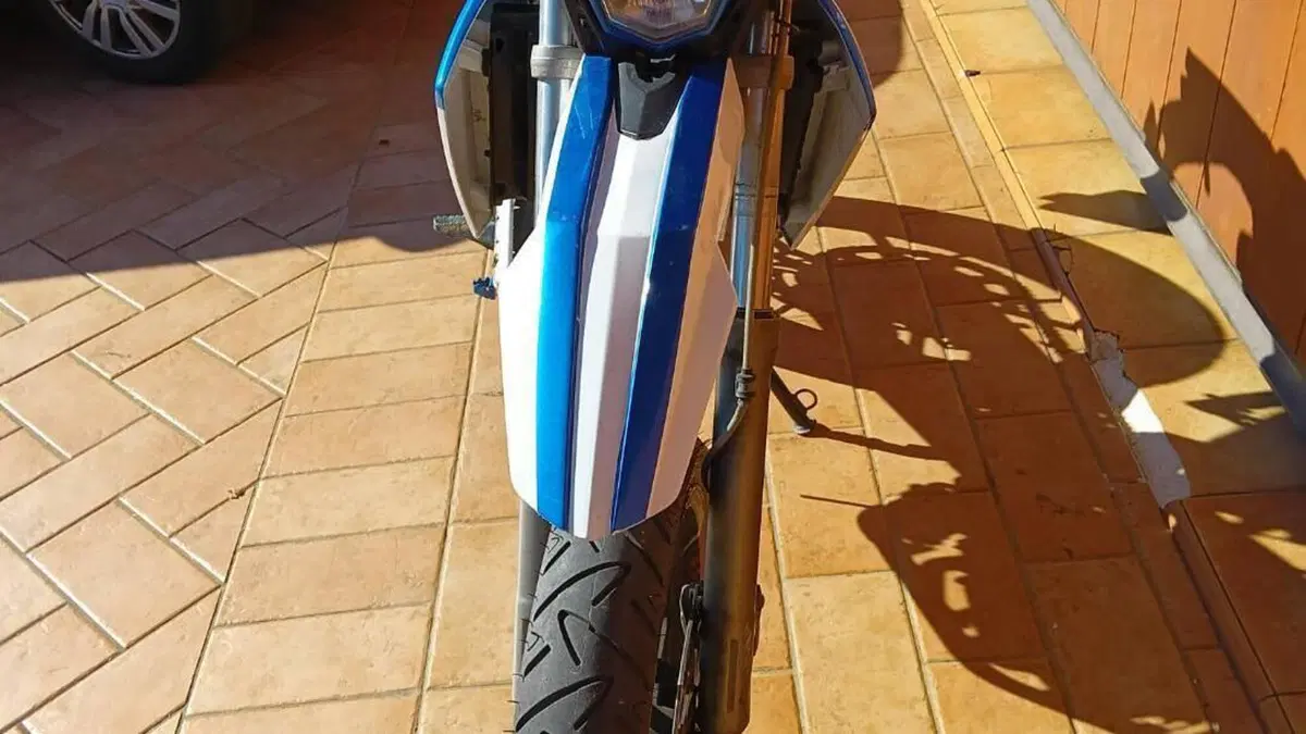 Rieju Marathon 125 Motard Pro (2009 - 17)  (4)