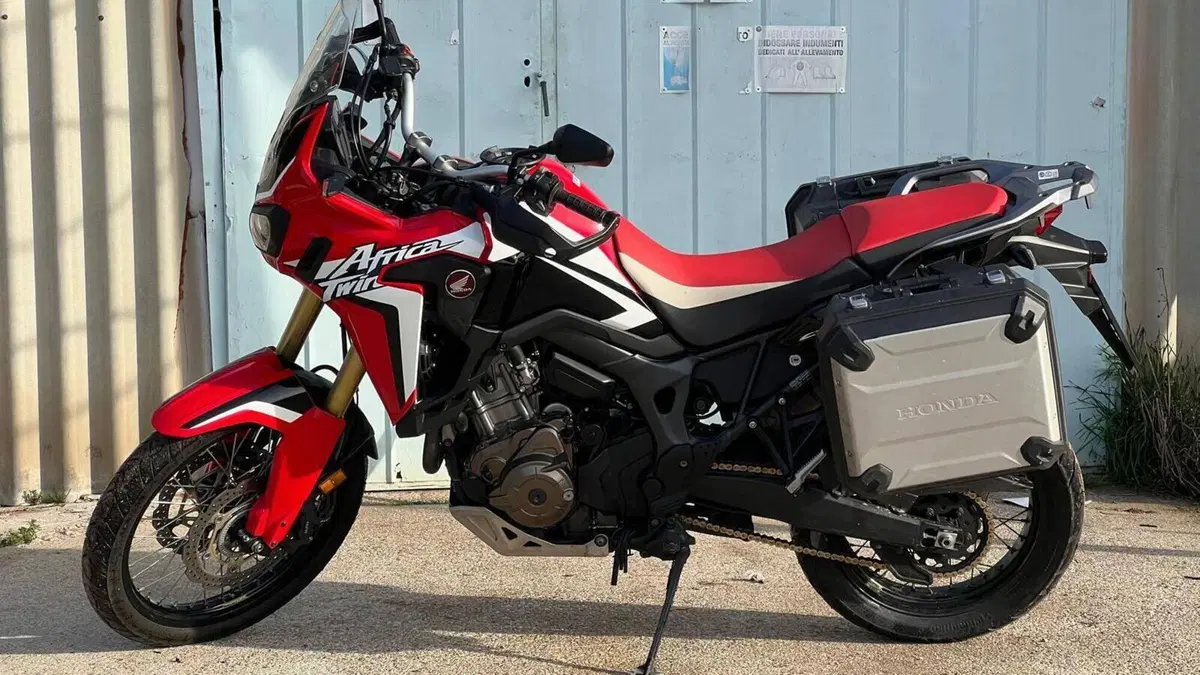Honda Africa Twin CRF 1000L DCT ABS Travel Edition (2016 - 17)  (3)