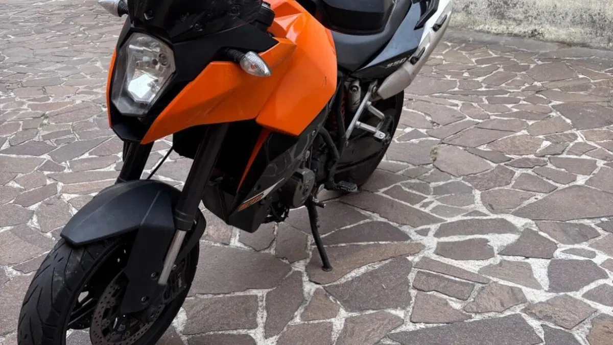 KTM 990 Supermoto R (2012 - 13)  (3)