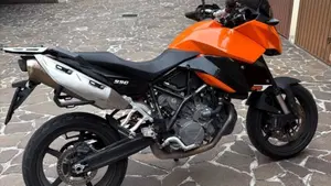 KTM 990 Supermoto R (2012 - 13)  (6)