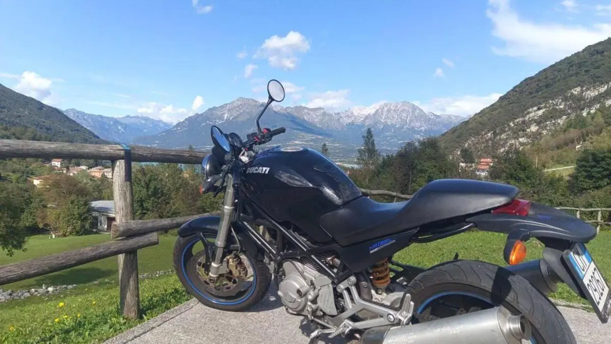 Ducati Monster 400 (2000 - 02)  (2)