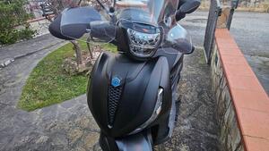Piaggio Beverly 300 ABS-ASR (2021 - 25) 