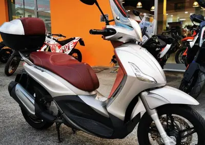 Piaggio Beverly 300 i.e. (2010 - 16) - Annuncio 9965703