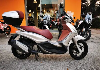 Piaggio Beverly 300 i.e. (2010 - 16) - Annuncio 9965703
