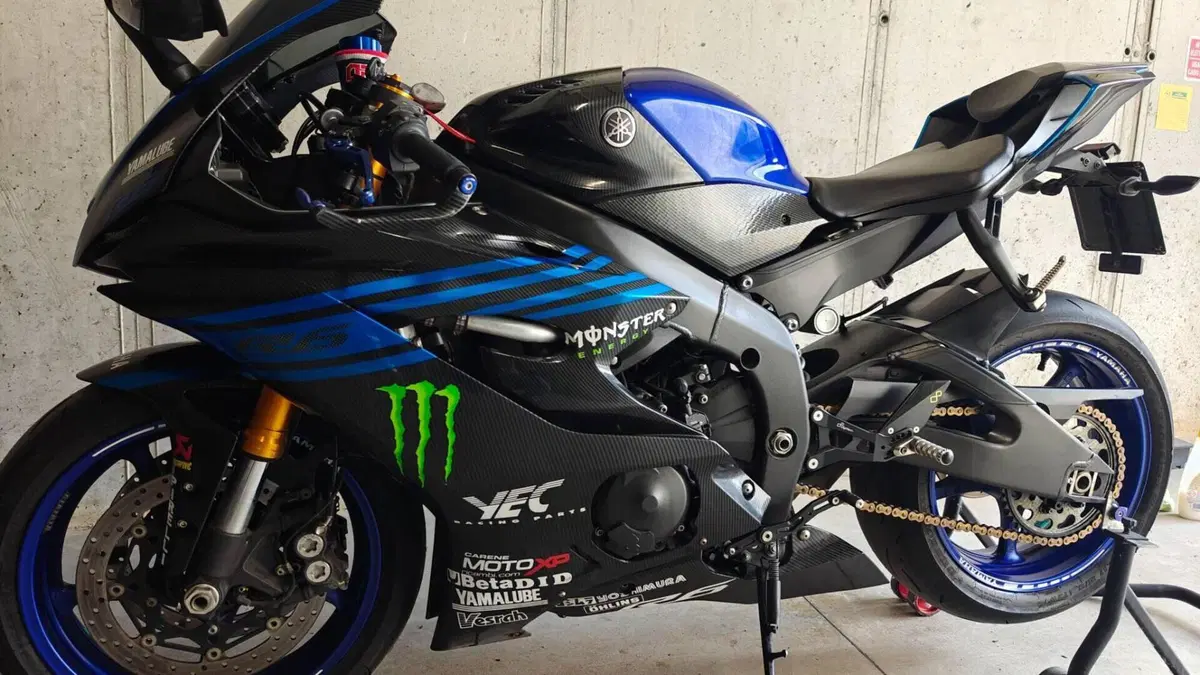 Yamaha YZF R6 (2017 - 20)  (14)