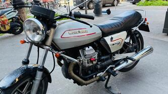 Moto Guzzi V35 II epoca