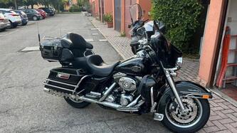 Harley-Davidson 1800 Electra Glide Ultra Classic (2005 - 06) - FLHTCUSE