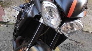 Triumph Street Triple R (2009 - 12) 