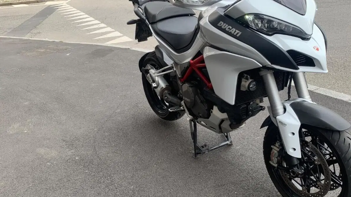Ducati Multistrada 1200 S (2015 - 17)  (2)