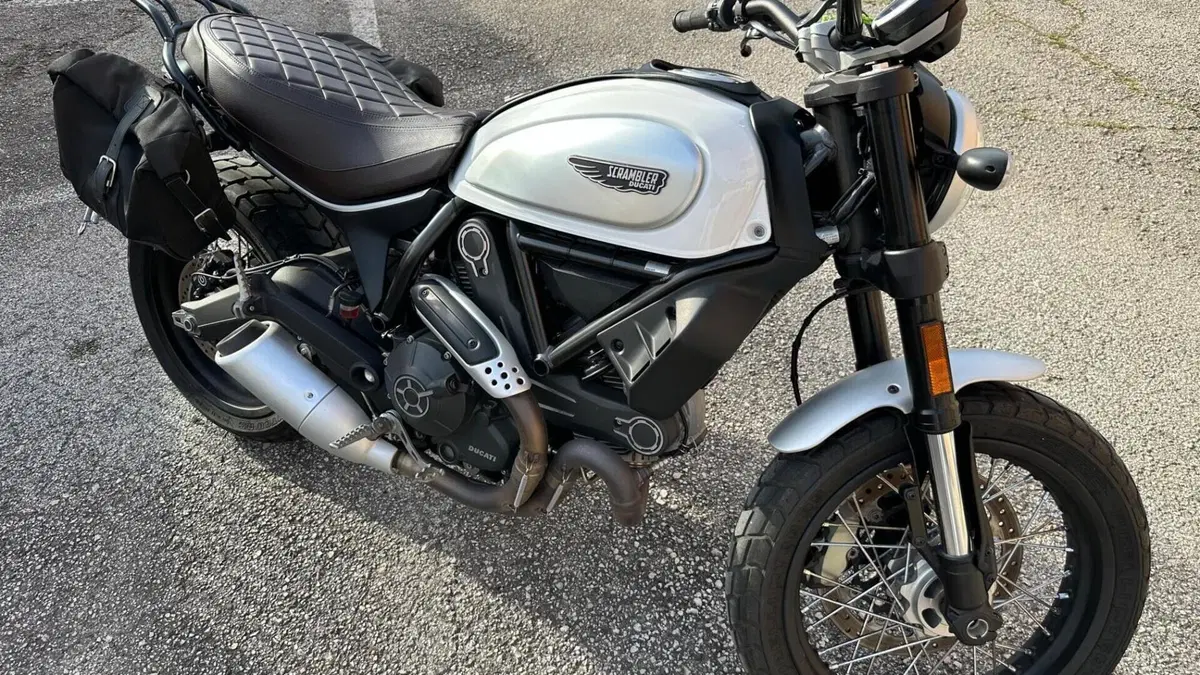 Ducati Scrambler 800 Classic (2017 - 18)  (6)