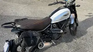 Ducati Scrambler 800 Classic (2017 - 18)  (8)