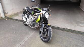 Suzuki Gladius 650 SFV (2009 - 15) usata