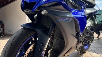 Yamaha YZF R1 (2020 - 25) usata
