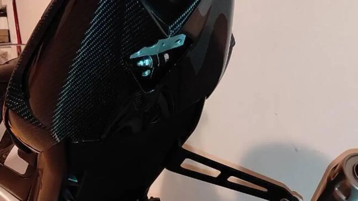 Triumph Daytona 765 Moto2 (2019 - 20)  (4)