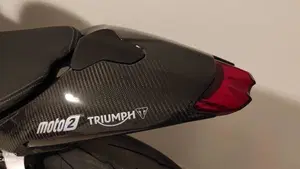 Triumph Daytona 765 Moto2 (2019 - 20)  (6)