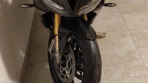 Triumph Daytona 765 Moto2 (2019 - 20)  (10)