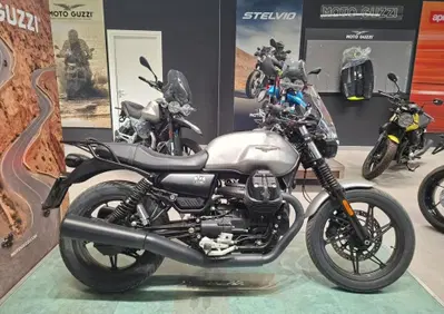 Moto Guzzi V7 Stone (2021 - 24) - Annuncio 9966857