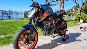 KTM 890 Duke R (2022 - 23)  (3)