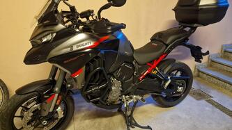 Ducati Multistrada V4 S Grand Tour (2024) usata