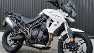 Triumph Tiger 800 XRt (2018 - 20)  (2)