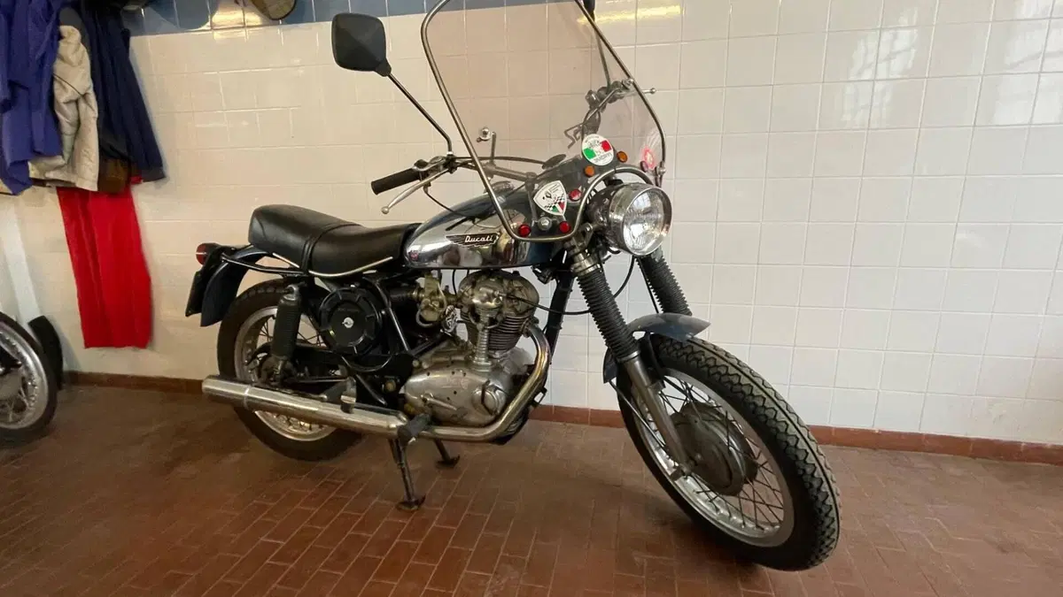 Ducati   (2)