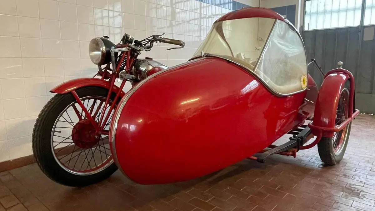 Moto Guzzi   (6)