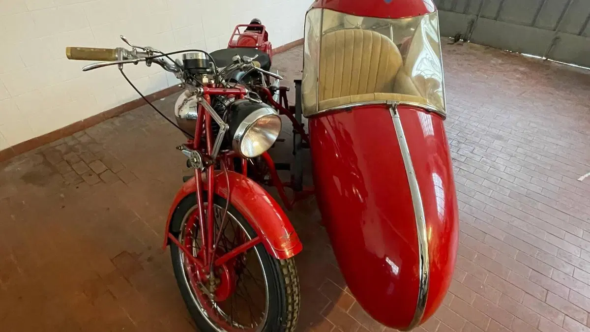 Moto Guzzi   (5)