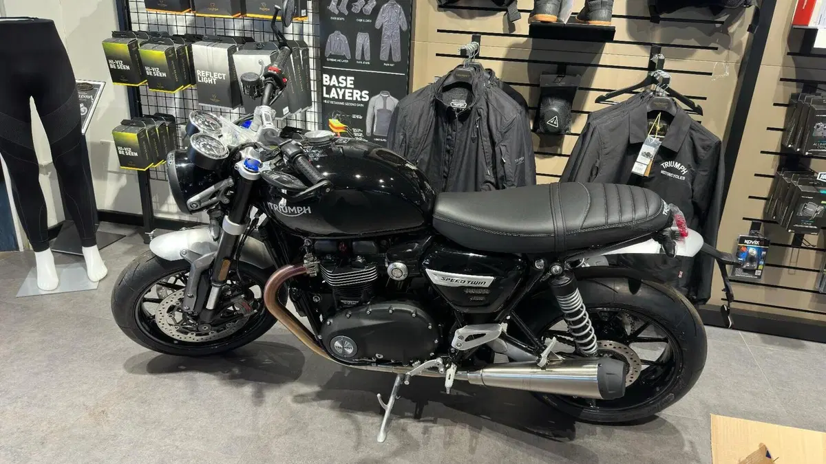 Triumph Speed Twin 1200 (2021 - 24)  (4)
