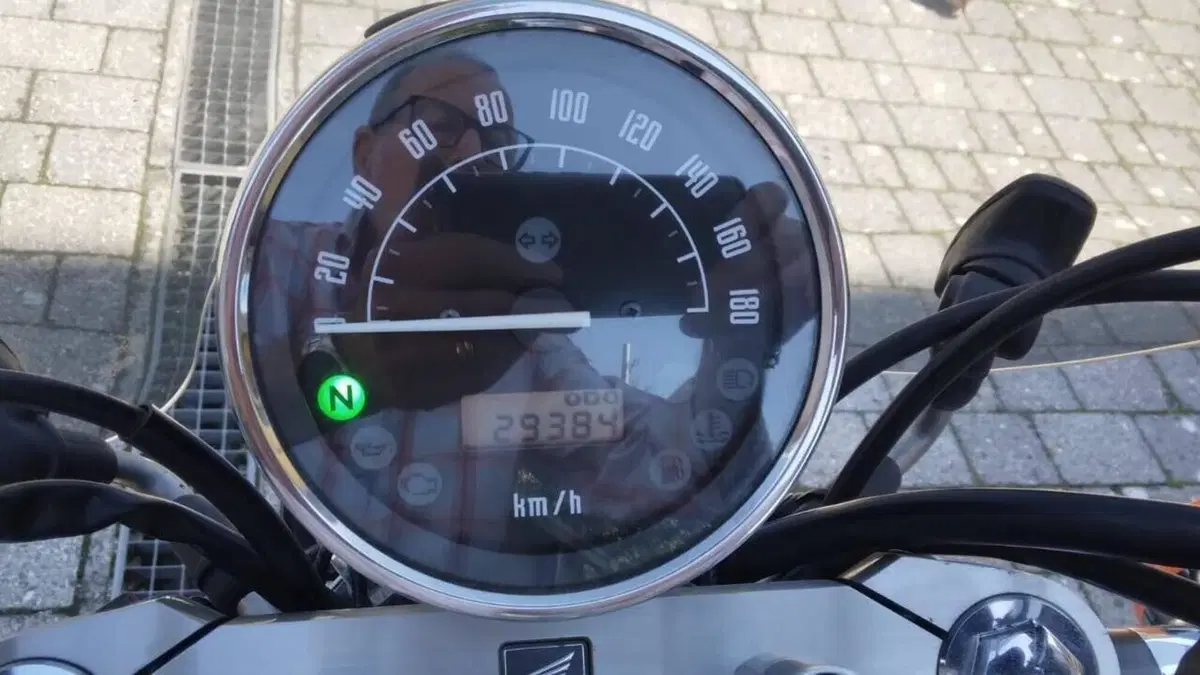 Honda VT 750S Shadow Black Spirit  (4)