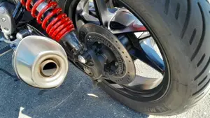 Moto Guzzi V7 Stone Special Edition (2022 - 25)  (11)