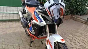 KTM 1290 Super Adventure R (2021)  (5)