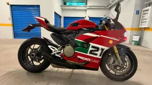 Ducati Panigale V2 Bayliss 1st Championship 20th Anniversary (2021 - 24)  (6)