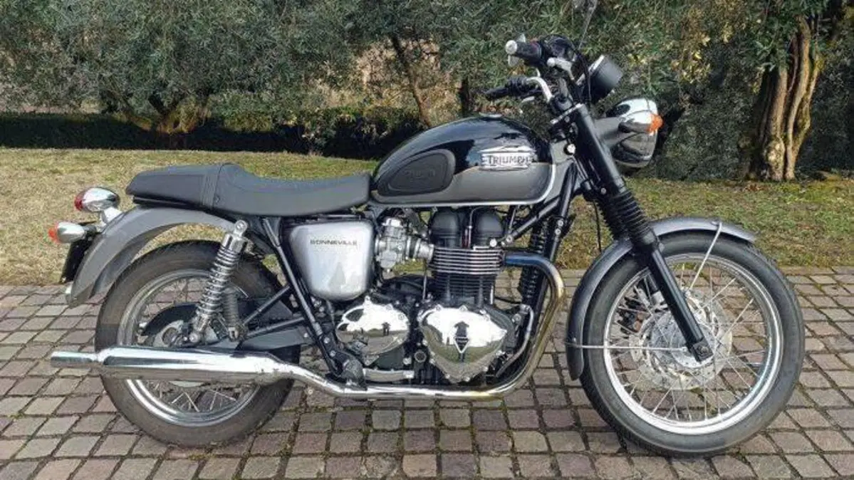 Triumph Bonneville T100 (2008 - 16) 